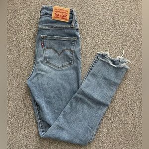 Levi’s Jeans